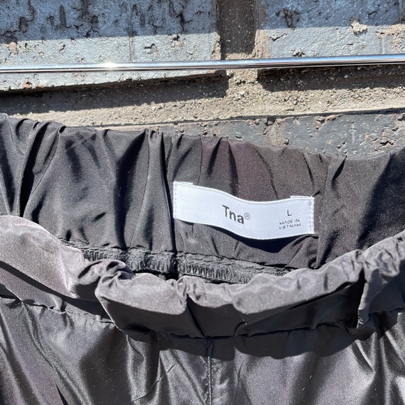 TNA Laguna Shorts - Picture 5 of 6